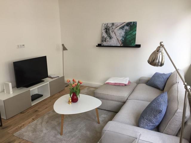Fashionable and cute loft conveniently located, Düsseldorf, Dusseldorf Amsterdam Apartments for Rent