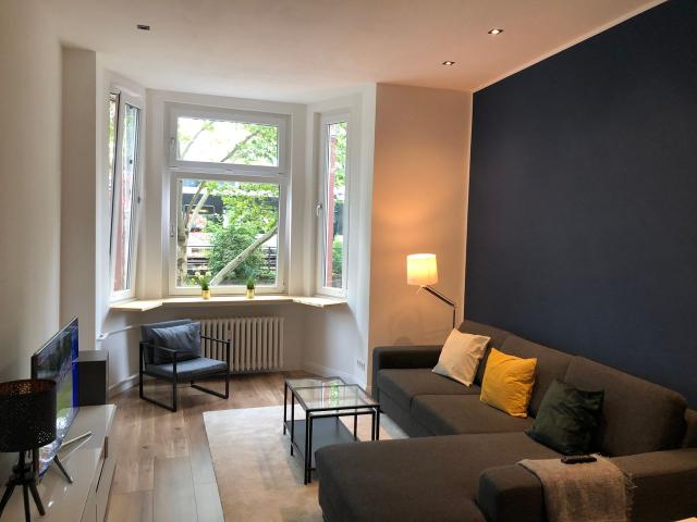 Fashionable and cute loft conveniently located, Düsseldorf, Dusseldorf Amsterdam Apartments for Rent