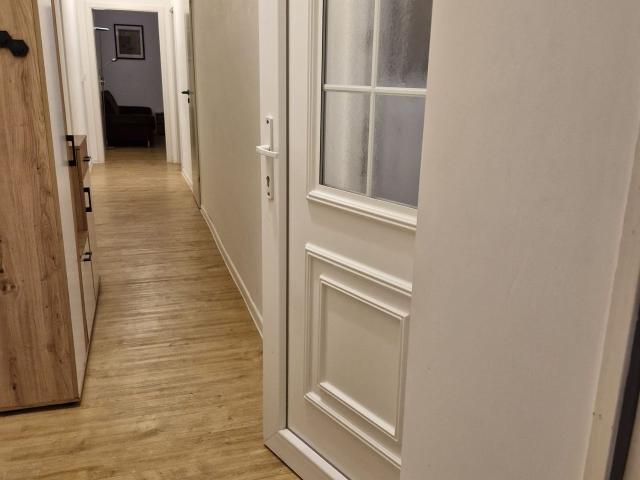 Fashionable and beautiful studio Köln, Koln Amsterdam Apartments for Rent