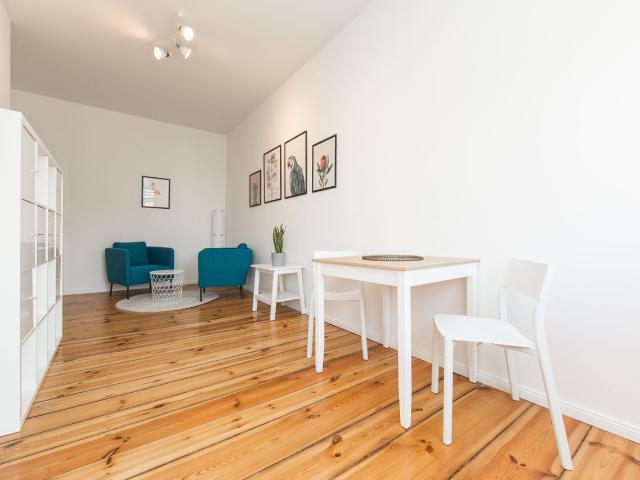 Fashionable and modern studio in Neukölln, Berlin Amsterdam Apartments for Rent