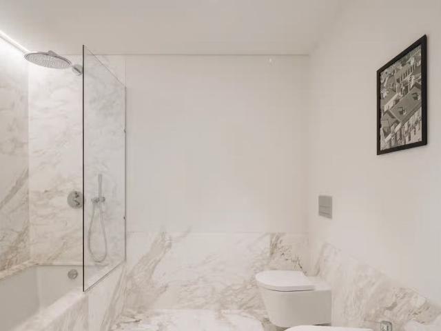Fashionable apartment in excellent location, Koln Amsterdam Apartments for Rent