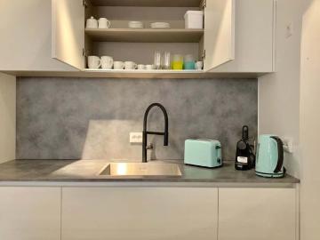 Fashionable Apartment in Schlangenbader Str. Berlin, Berlin Amsterdam Apartments for Rent
