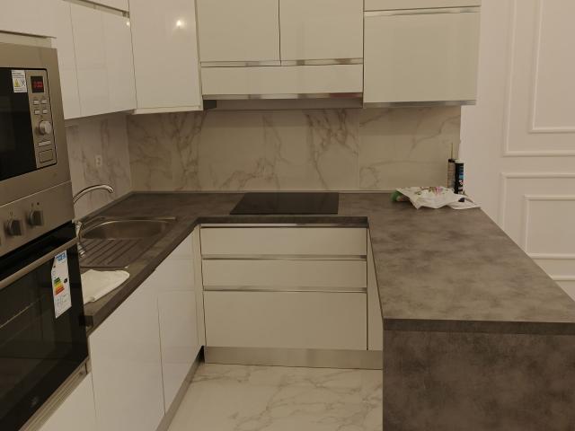 Fashionable & beautiful flat Very central Nice