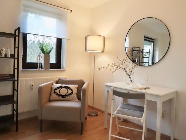 Fashionable, bright studio with terace in Düsseldorf, Dusseldorf Amsterdam Apartments for Rent