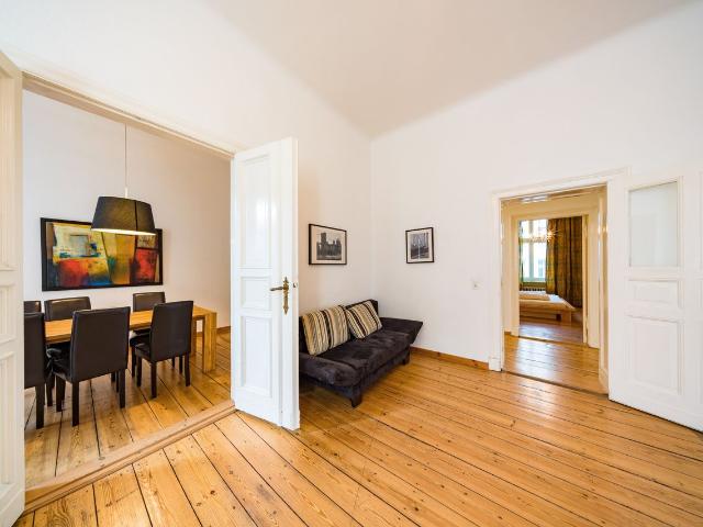 Fashionable, fantastic loft in Schöneberg Akazienkiez, Berlin Amsterdam Apartments for Rent