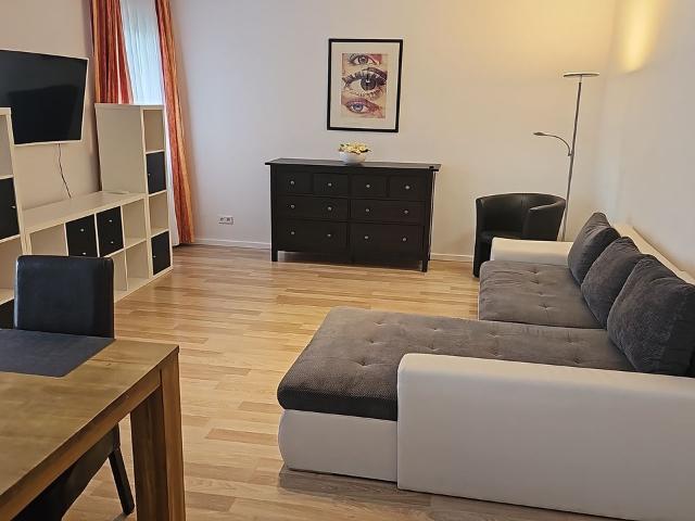 Fashionable flat located in Düsseldorf, Dusseldorf Amsterdam Apartments for Rent