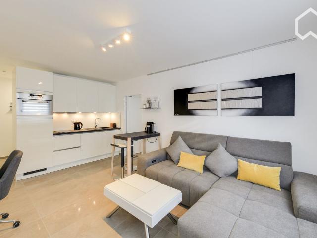 Fashionable, gorgeous loft in Köln, Koln Amsterdam Apartments for Rent