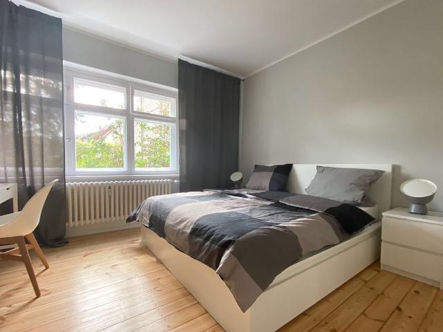 Fashionable, lovely 3 Bed rooms Appartement, Berlin Amsterdam Apartments for Rent