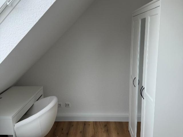 Fashionable & perfect 5 bedroom apartment in Düsseldorf, Dusseldorf Amsterdam Apartments for Rent