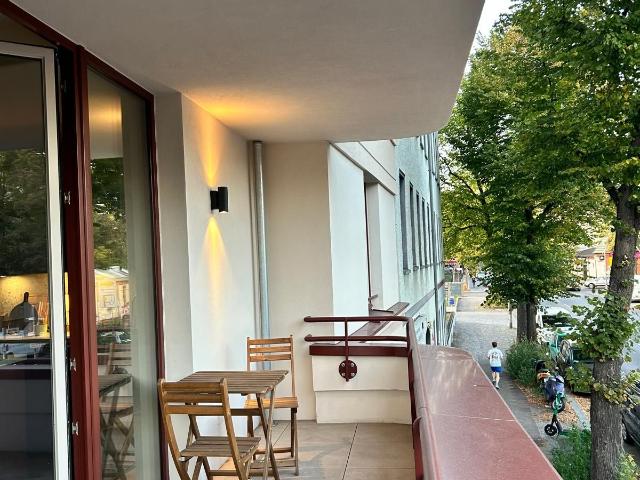 Fashionable & spacious apartment in Prenzlauerberg Wießensee border, Berlin Amsterdam Apartments for Rent
