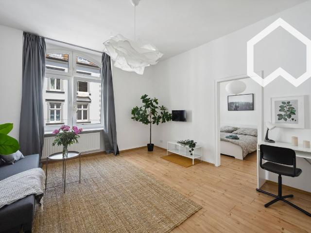 Fashionable studio, Art deco, 10 min from train station, Wuppertal Amsterdam Apartments for Rent