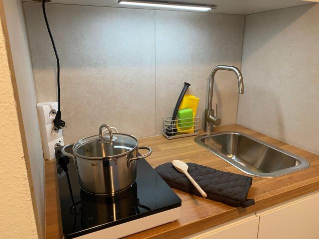 Fashionable studio in Pforzheim, Pforzheim Amsterdam Apartments for Rent