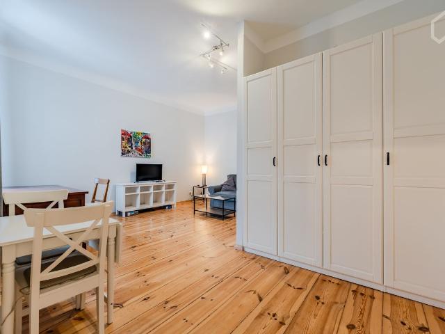 Fashionable suite in Wedding, Berlin Amsterdam Apartments for Rent