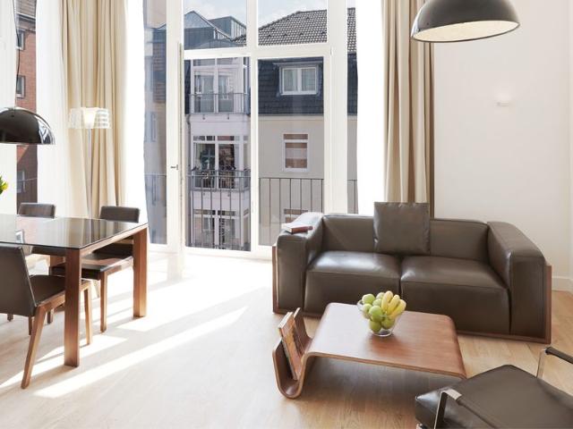Fashionable suite in Düsseldorf, Dusseldorf Amsterdam Apartments for Rent