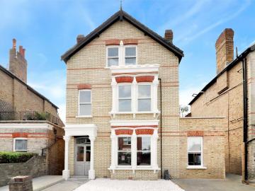Fassett Road, Kingston Upon Thames KT1, 2 bed flat to rent, £1,775 pcm | PrimeLocation