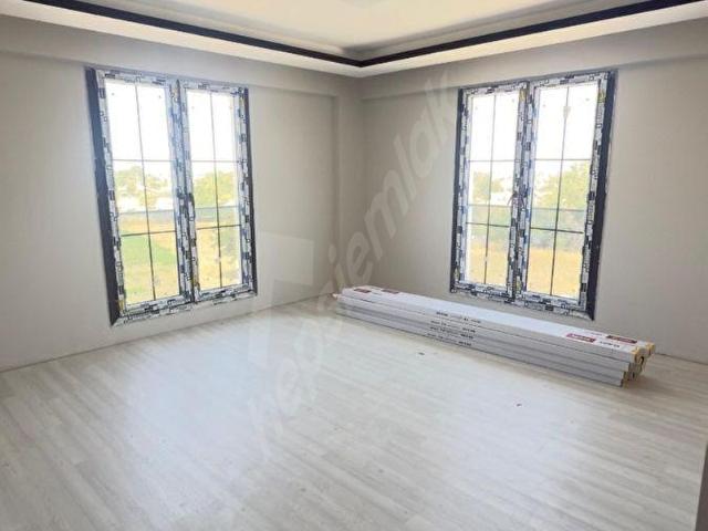 FATİH MAHALLESİNDE ARAKAT 3+1 SIFIR DAİRE