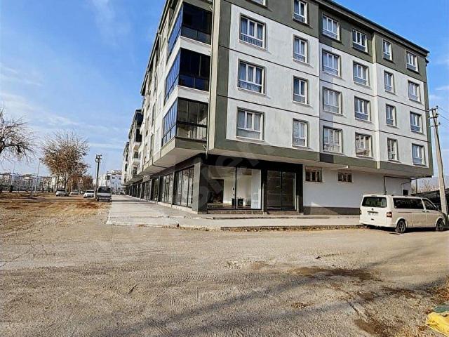 FATİH MAHALLESİ 4 BLOK SİTE İÇERİSİNDE 3+1 160 M2 KARE