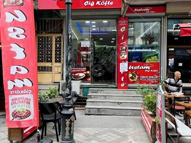 FATİH YÜRÜYÜŞ YOLU İÇİNDE DEVREN HAZIR KURULU ÇİĞKÖFTECİ