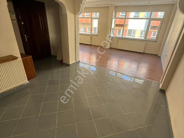 Fatih Akşemsettin Mah Kıralık Daire Temiz 3 +1 Kat 2