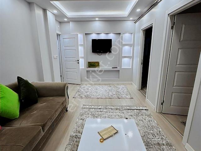 Fatih Balat Mahallesi'nde Kilise'ye 80mt 3+1 Satılık Ferah Daire