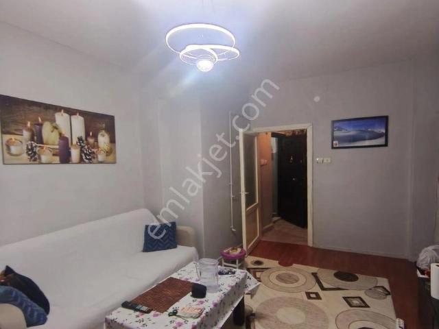 Fatih Cerahpaşa Mahallesi Satılık 2+1 Daire