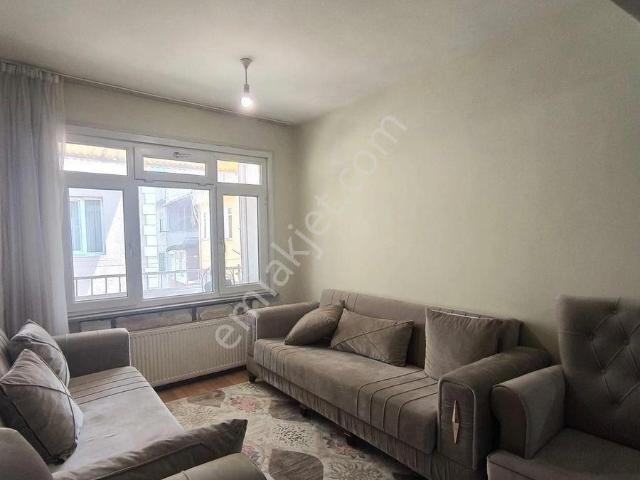 Fatih Cerrahpaşa Mahallesi'nde Eşyalı 1+1 Kiralık Daire
