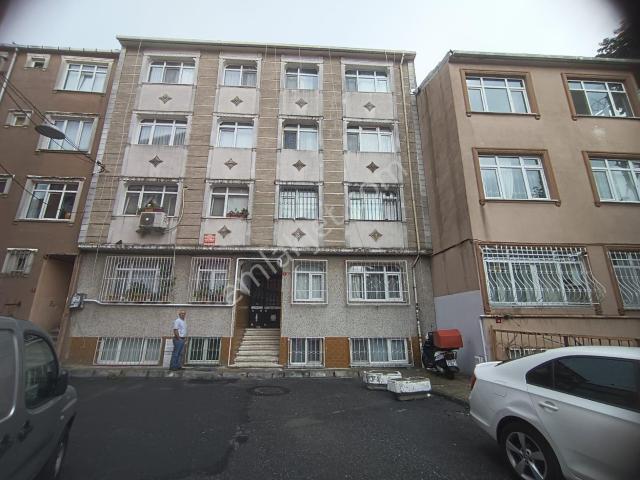 Fatih,şehremini Mah.'de Yüksek Giriş 2+1 85 M2 Satılık Daire