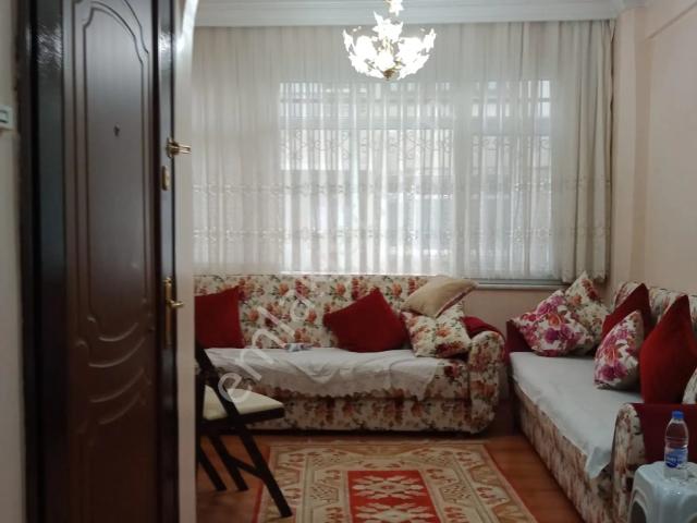 Fatih Şehremini Mahallesi Büyük Saray Meydanın'da /1+1 / 52m2 / Eşyalı Satılık Daire