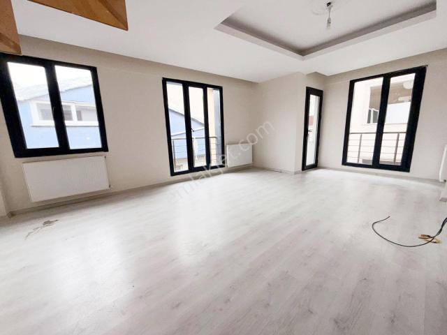 Fatih Emlak Tan 3+1 Asansörlü Kiralık Dublks Çakmak Duragı Yakın