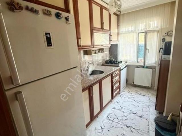 Fatih Emlaktan Safa Hastahanesi Yakın 3+1 Hiseli Masrafsız Daire