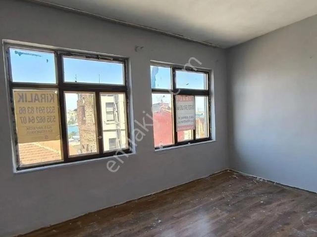 Fatih Haliç Metro Yakını Kiralık 1+1 Daire