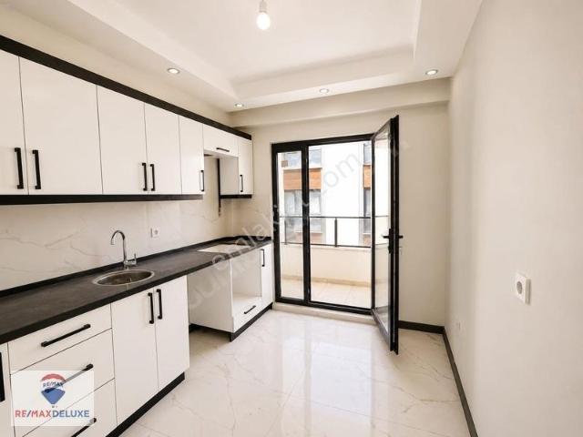 Fatih İş 4+1 180 M² Teraslı 3 Balkonlu Yeşil Alan Cepheli