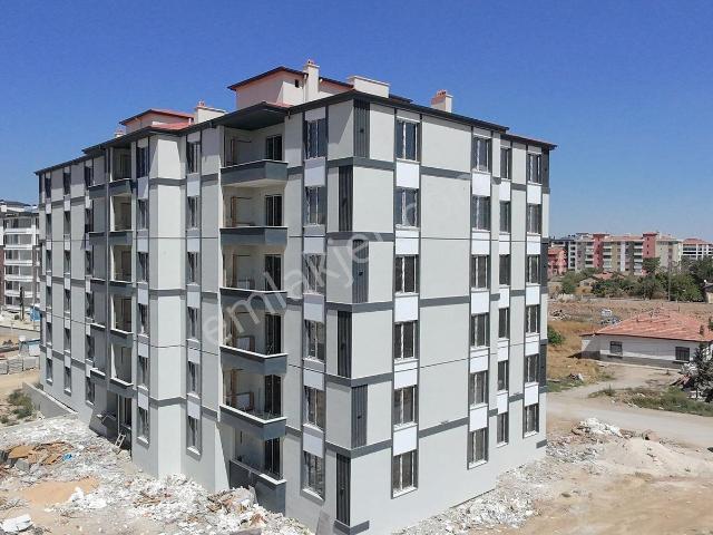 Fatih Karakolu Yakını 4+1 Arakat Giriş Kat Daireler 2 Aya Teslim
