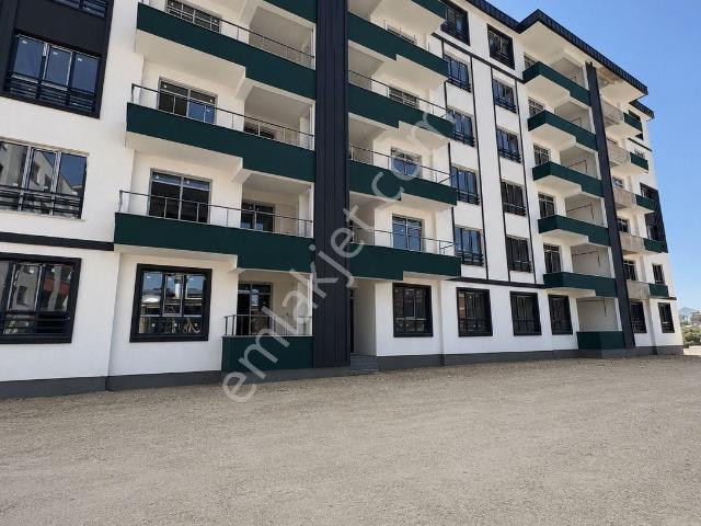 Fatih Karakolu Yakını Site İçi Sıfır 2,5+1 Yüksek Giriş Daire