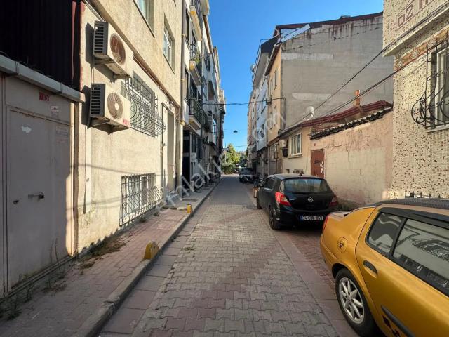 Fatih Kocamustafapaşa Uzunyusufta 25yıllık Binada Satılık Dubleks Daire