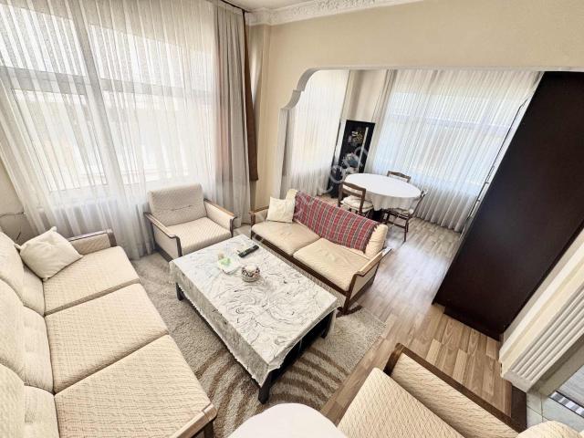 Fatih Kocamustafapaşada 2+1 Eşyalı Kiralık Daire