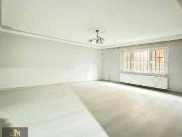Fatih Mah. 3+1, 130m² Kiralık Daire 3m Gayrimenkul