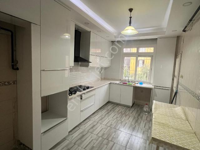 Fatih Mahallesi 3+1 Doğalgazlı İçi Full Yapılı Kiralık Daire
