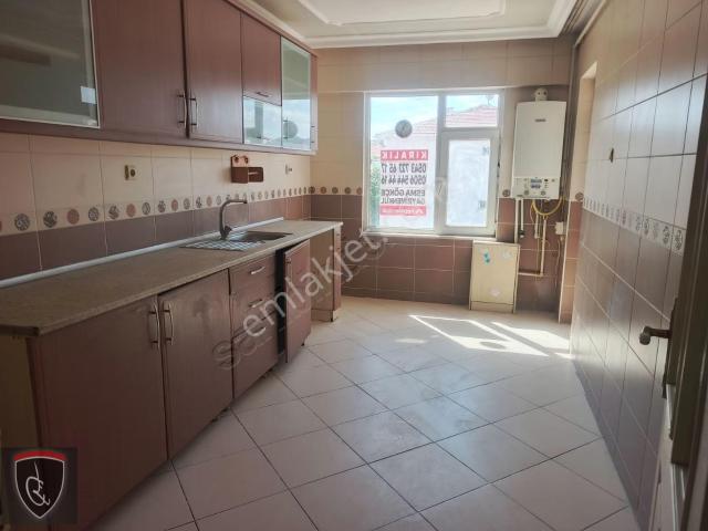 Fatih Mahallesi, Okullar Bölgesinde 3+1 Kiralık Daire