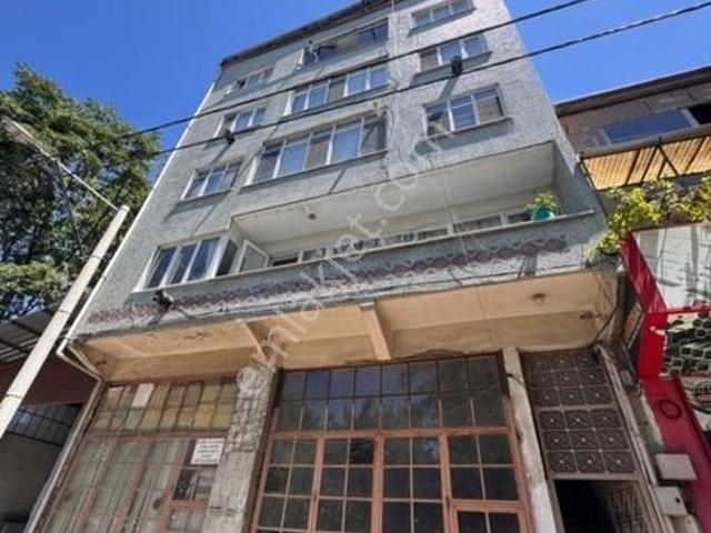 Fatih Mahallesin'de Kiralık 2+1 Cam Balkonlu Daire