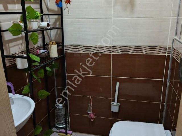 Fatih Molla Gürani Mahallesinde Kiralık 1+1 Eşyalı Daire