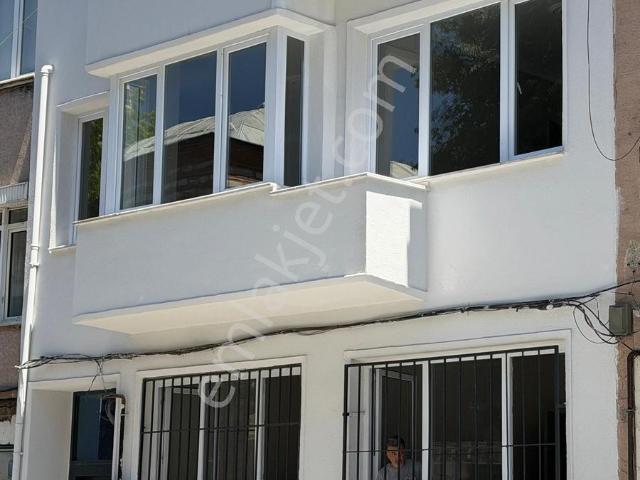 Fatih'te Komple Yenilenmiş Satılık 4 Daireli Tek Tapu Bina