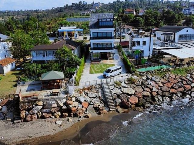 Fatsa Yenipazar Sahilde Full + Full Eşyalı Eşsiz Tripleks Villa