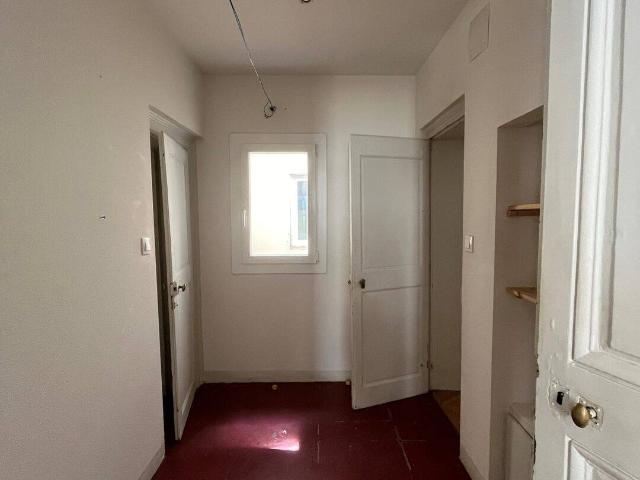 FAUX T3 DE 81,63M² AVEC CLIMATISATION CENTRE HISTORIQUE
