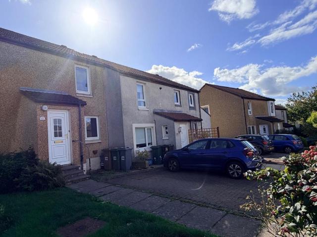 Fauldburn, Edinburgh, EH12 2 bed terraced house to rent £1,200 pcm £277 pw
