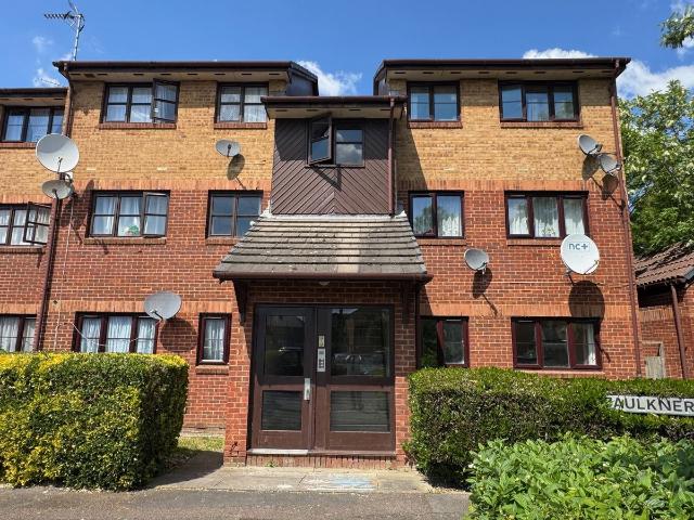 Faulkner Close, Dagenham, Essex RM8, 2 bed flat to rent, £1,500 pcm | PrimeLocation