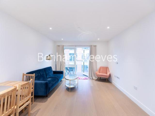 Faulkner House, Regatta Lane, London, W6 9LH, United Kingdom | 2 bed apartment for rent #140397546 | Rentberry