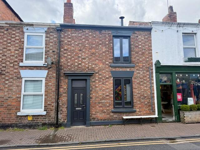 Faulkner Street, Chester, CH2 2 bed house to rent £1,450 pcm £335 pw