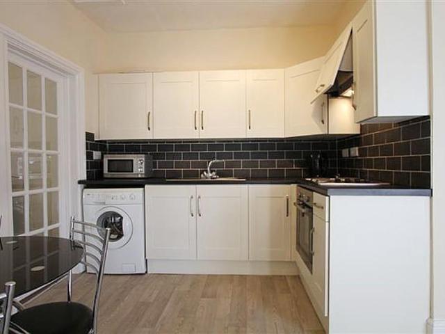 Faulkner Street, Chester CH2 Studio to rent £750 pcm £173 pw