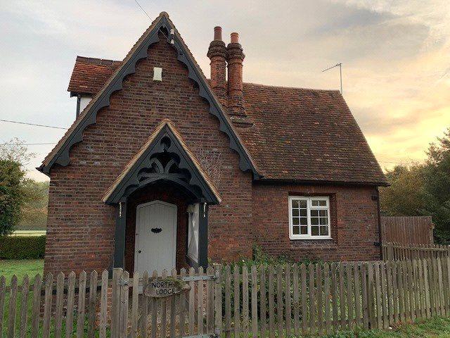 Faulkbourne, Witham, Essex 3 bed detached house to rent £1,650 pcm £381 pw